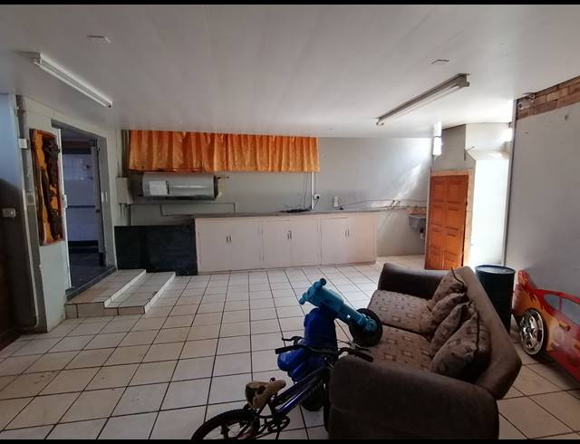 3 BEDROOM FREESTANDING SOLD IN STILFONTEIN EXT 3